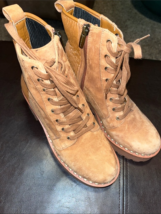 Vince Camuto Shoes - Vince Camuto Tan Suede Combat Moto Boots